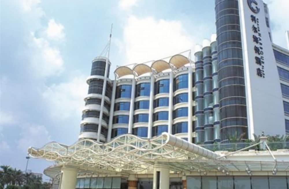 The Royal Marina Plaza Hotel Cantón Exterior foto